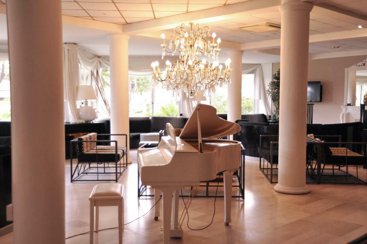 Domizia Palace Hotel Baia Domizia Eksteriør bilde