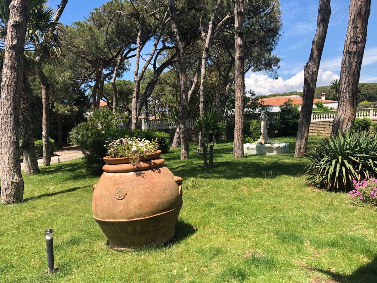 Domizia Palace Hotel Baia Domizia Eksteriør bilde